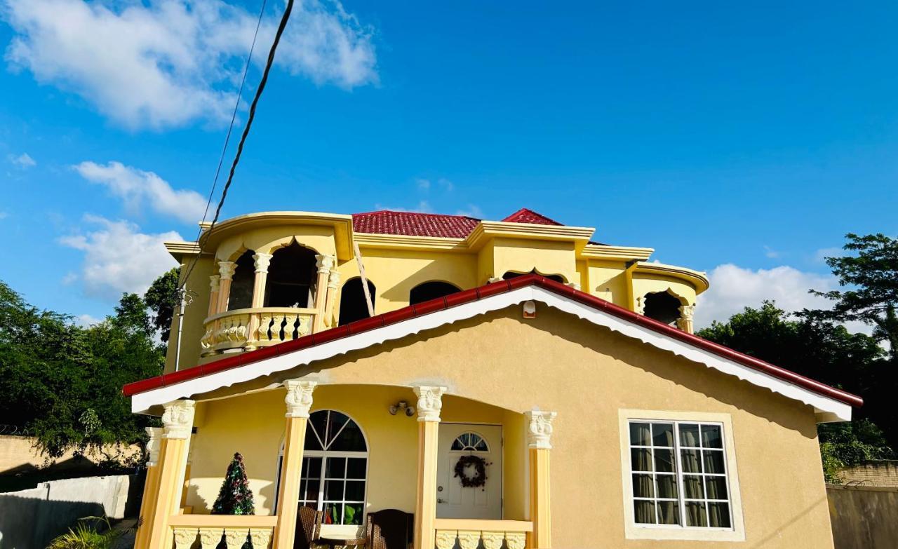 The Rest Stop-B- 15 Min From Airport/24Hrs Security Montego Bay Exterior photo